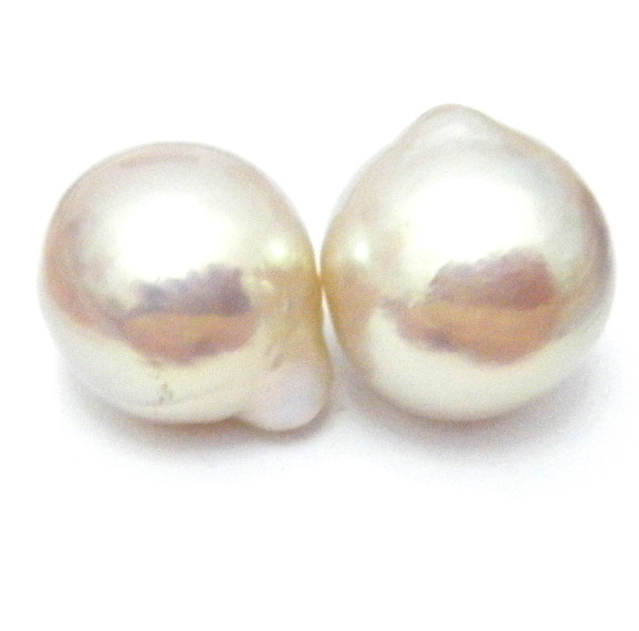 White 14-15mm Drop Undrilled Pairs